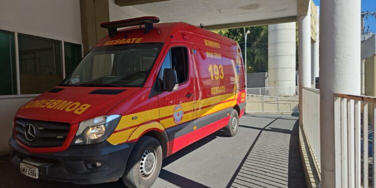 Formiga: ciclista sofre escoriações após queda na estrada de Albertos