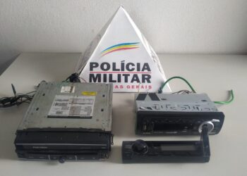 Polícia Militar recupera aparelho de som furtado e prende suspeito em Formiga