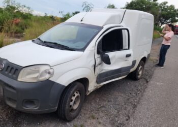 Formiga: colisão entre carro e moto deixa motociclista ferido na BR-354