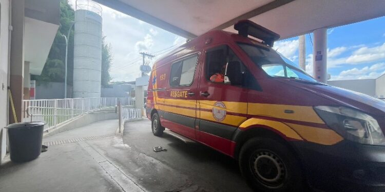 Bombeiros socorrem homem com suspeita de infarto na zona rural de Formiga