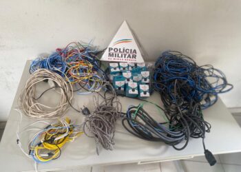 Casal é preso após furtar fios e equipamentos elétricos de obra em Formiga