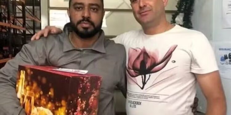 Funcionário que matou patrão esfaqueado em confraternização de empresa é solto após alvará da Justiça