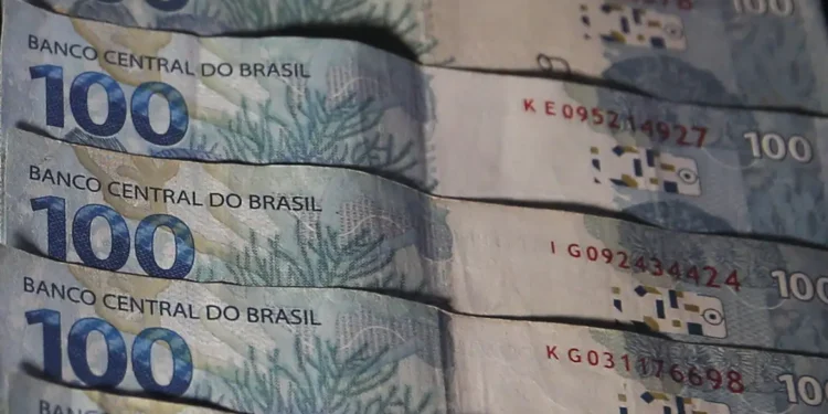 Poupança tem saída de R$ 15,4 bilhões em 2024