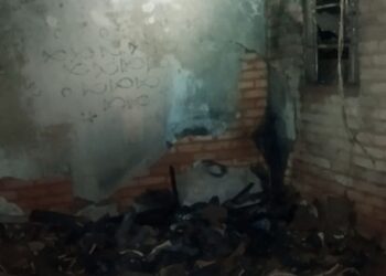 Homem sofre queimaduras graves em incêndio residencial em Piumhi