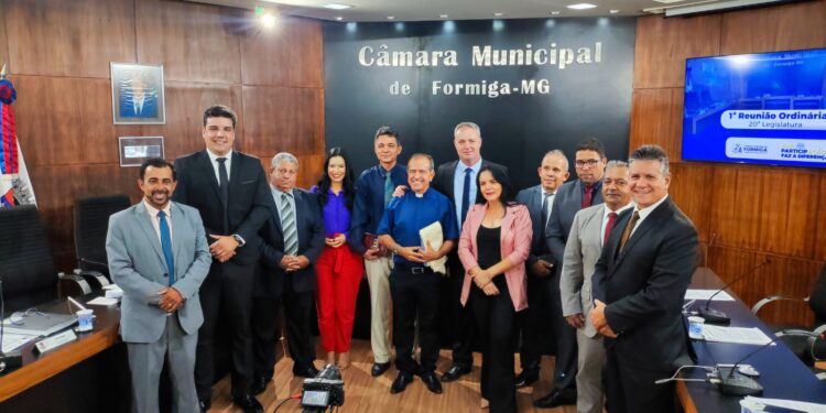 Câmara de Formiga inicia ano legislativo com apresentação de projetos importantes