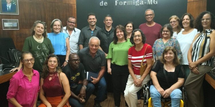 1ª Reunião do Conselho Municipal de Saúde de Formiga marca início de novo ciclo para a saúde no município