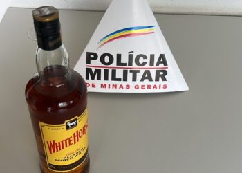 Polícia Militar prende homem por furto de garrafa de whisky em São Sebastião do Oeste