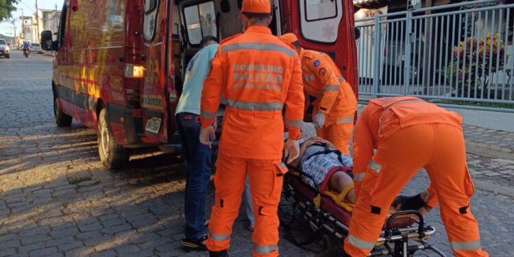 Adolescente de 12 anos sofre traumatismo craniano ao cair de bicicleta no bairro Sagrado Coração, em Formiga