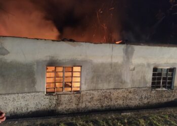 Corpo de Bombeiros de Formiga divulga mais detalhes sobre incêndio que atingiu residência na Vila Padre Remaclo
