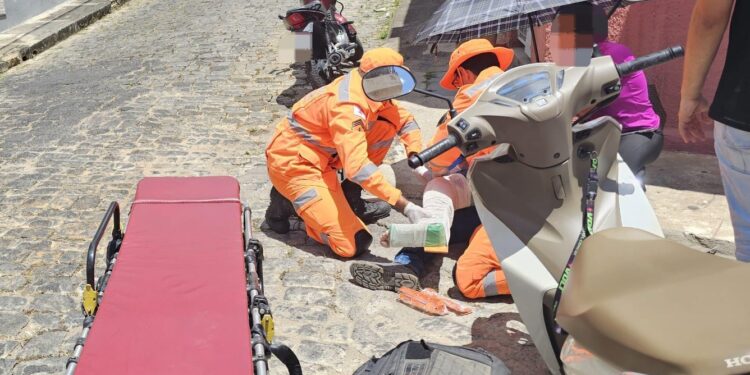 Colisão entre motocicletas deixa um ferido em Formiga