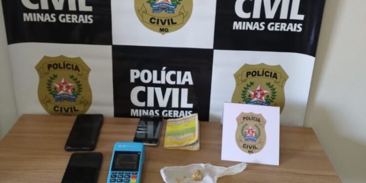 PCMG prende jovem em flagrante por tráfico de drogas em Bambuí