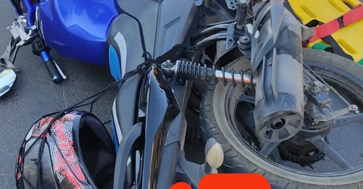 Idoso fica gravemente ferido após ser atropelado por moto em Arcos