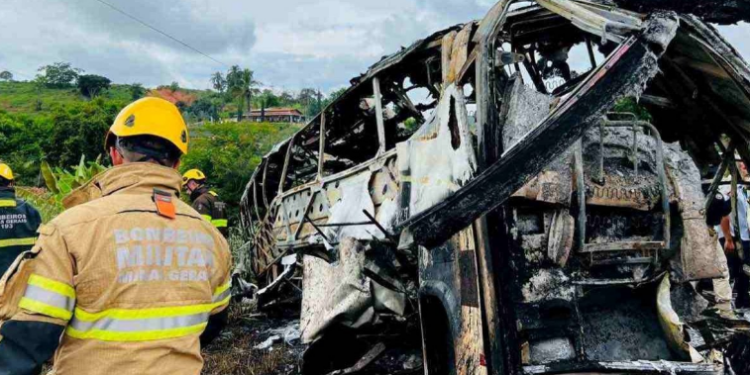 Tragédia na BR-116: motorista e dono da empresa viram réus