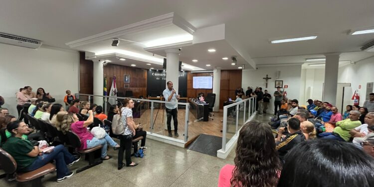 Servidores municipais rejeitam pela segunda vez proposta de reajuste salarial da Prefeitura de Formiga