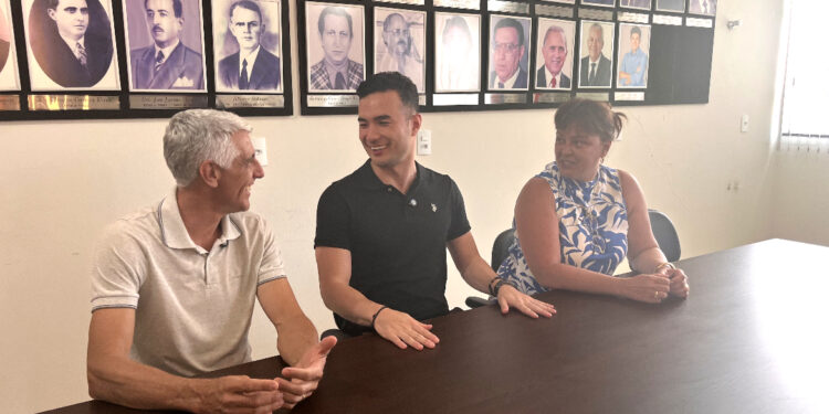 Deputado Federal Pedro Aihara visita Formiga