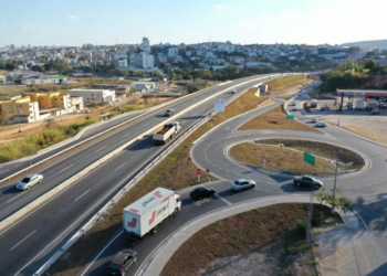 Cheque, roupas e lentes de óculos: itens inusitados são perdidos na MG-050