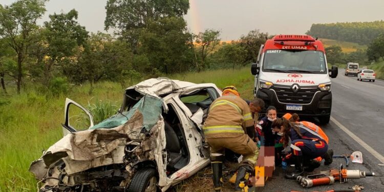 Colisão entre dois veículos na BR-354 deixa homem em estado grave