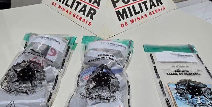 Homem e mulher são presos suspeitos de tráfico de drogas, em Formiga