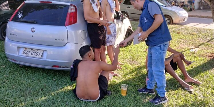 Saúde promove distribuição de preservativos durante o Carnaval em Formiga