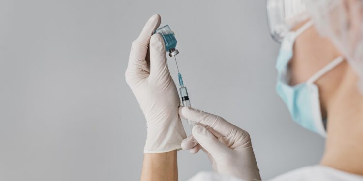 Gripe: Minas precisa vacinar 9,4 milhões de pessoas para cumprir meta