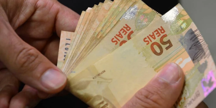 Consignado para trabalhadores CLT começa a valer nesta sexta (21)