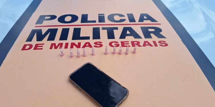 Homem é preso com drogas durante fiscalização da Polícia Militar Rodoviária na MG-164