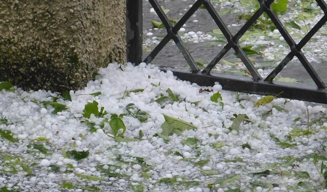 Formiga e várias cidades da região estão em alerta alerta para tempestade acompanhada de granizo
