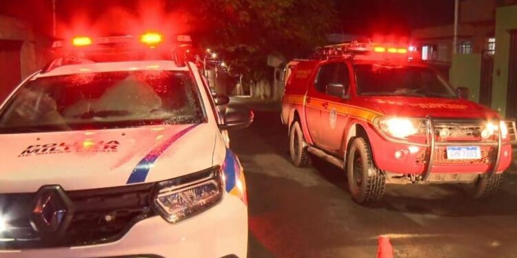 Polícia procura suspeito de atear fogo na casa da avó
