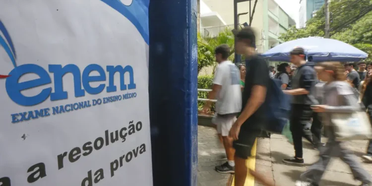 Espelhos das redações do Enem 2024 já estão disponíveis