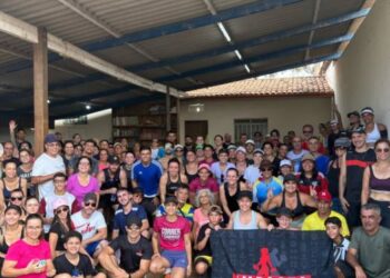 “Correr e Caminhar para Viver Bem” reúne mais de 100 participantes e promove solidariedade em Furnastur