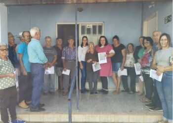 UAPS de Córrego Fundo promove ação de vacinação e atualização de carteiras