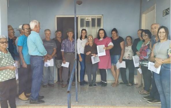 UAPS de Córrego Fundo promove ação de vacinação e atualização de carteiras