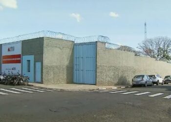 Adolescente morre após se engasgar com carne durante o jantar em Centro Socioeducativo