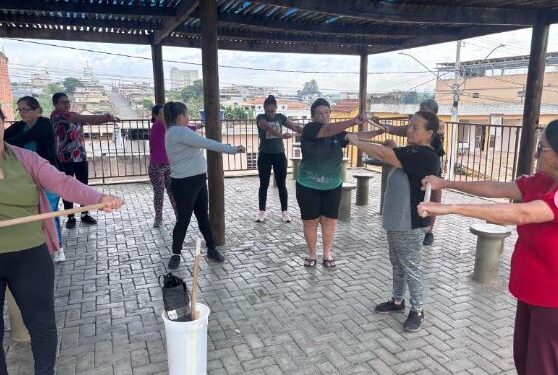 Grupo Saúde em Foco promove atividade física e meditação com escalda pés em Córrego Fundo