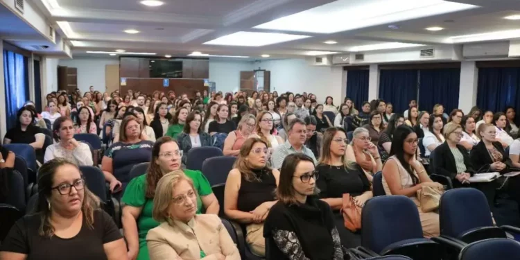 I Seminário “Educação Especial em Pauta” é realizado em Formiga
