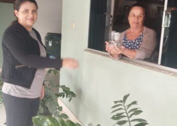 Agentes de endemias atuam contra focos de mosquito em Córrego Fundo