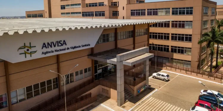 Anvisa aprova registro definitivo de vacina contra a chikungunya