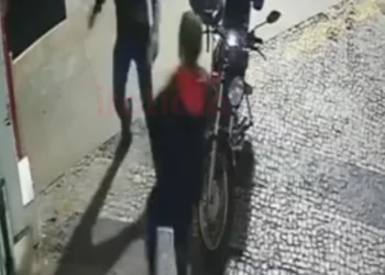 Motoboy morre esfaqueado por cliente em Belo Horizonte ao tentar defender irmão