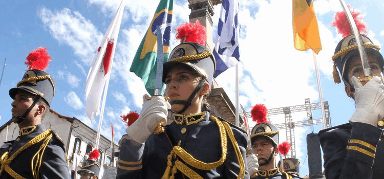 Governo de Minas homenageia personalidades e instituições com entrega da Medalha da Inconfidência em Ouro Preto