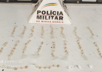 Região: Homem com tornozeleira eletrônica é preso com mais de 100 pedras de crack