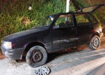 Formiga: homem alcoolizado causa acidente e é preso por desacato e injúria racial