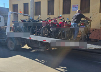 Polícia Militar apreende motos e prende suspeitos durante operação ‘Cavalo de Aço’ em Pains