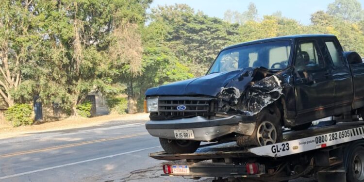 Formiga: grave acidente envolvendo quatro veículos deixa duas vítimas fatais