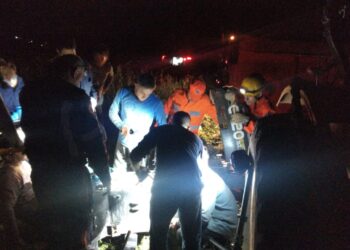 Homem fica com perna presa em máquina durante moagem de milho em zona rural de Formiga