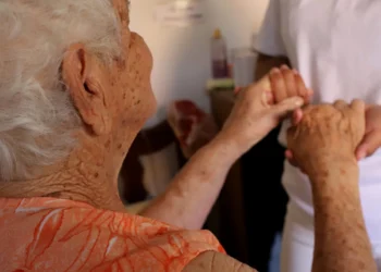 Caso de maus-tratos contra idosos em asilo no Sul de Minas vira alvo de investigação do MPMG