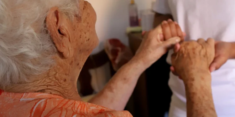 Caso de maus-tratos contra idosos em asilo no Sul de Minas vira alvo de investigação do MPMG