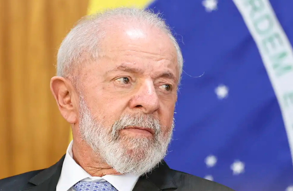 Lula sanciona lei que permite retaliação comercial em meio a tarifas de Trump