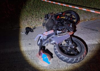 Acidente entre motocicleta e caminhão deixa motociclista gravemente ferido na MG-050, em Formiga