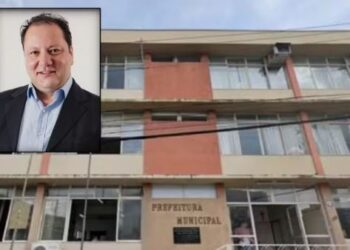 Vice-prefeito entrega carta de renúncia durante reunião da Câmara Municipal em Campo Belo