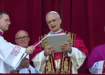 O cardeal dos Estados Unidos, Robert Francis Prevosti, é o novo papa